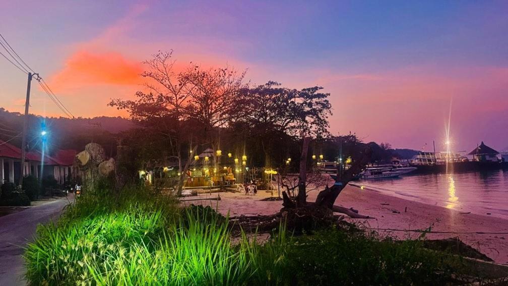 Minnie Seaview Resort Koh Samet Екстериор снимка